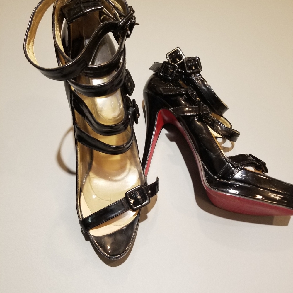 CHRISTIAN LOUBONTIN HEELS